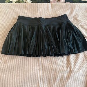 Lululemon pleated skort